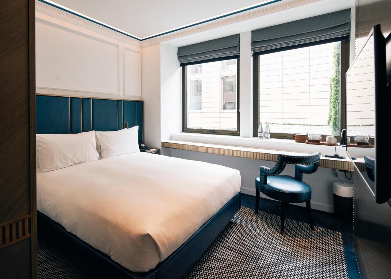 Page8, Page Hotel Londra